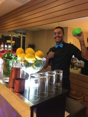 Bar e Barman na Vila Gustavo